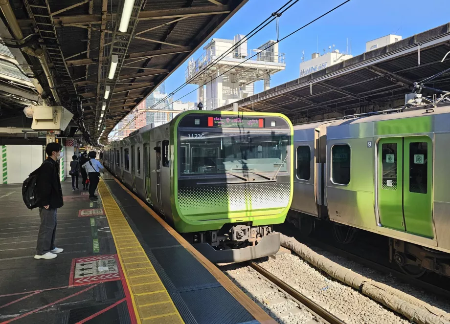 Traukinys JR, Yamanote linija