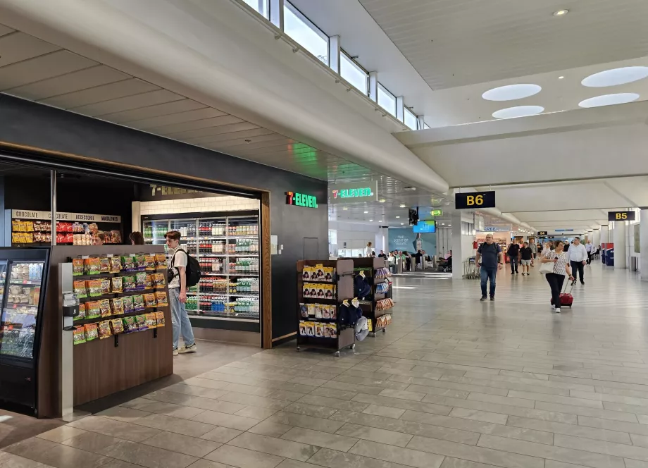 "7Eleven" tranzito zonoje