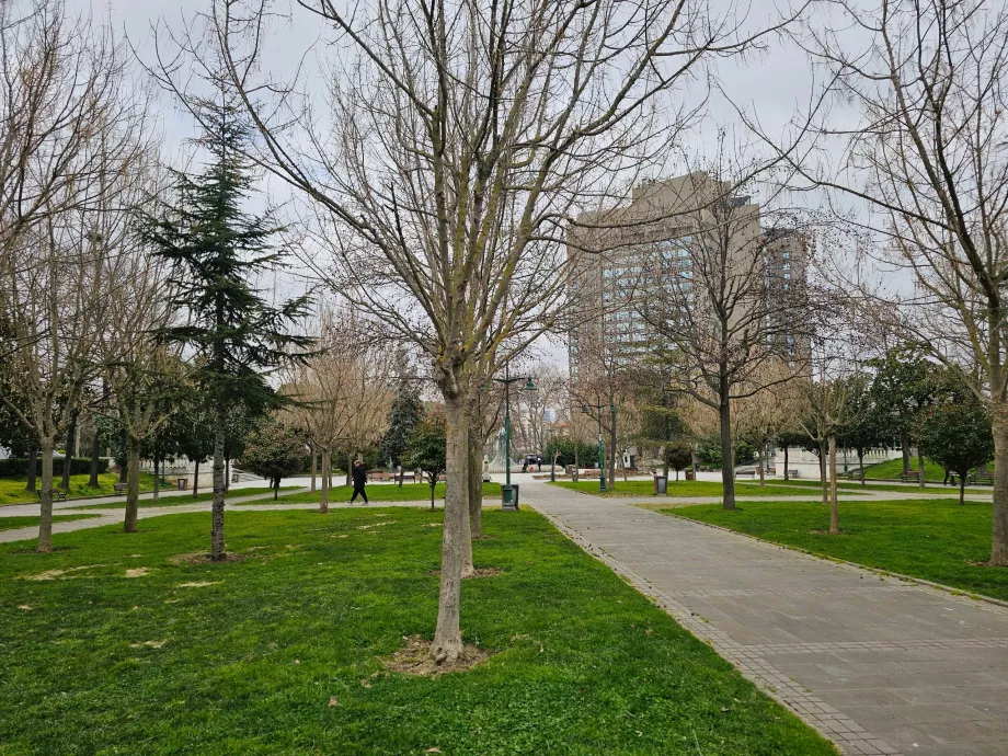 Taksimo aikštės parkas