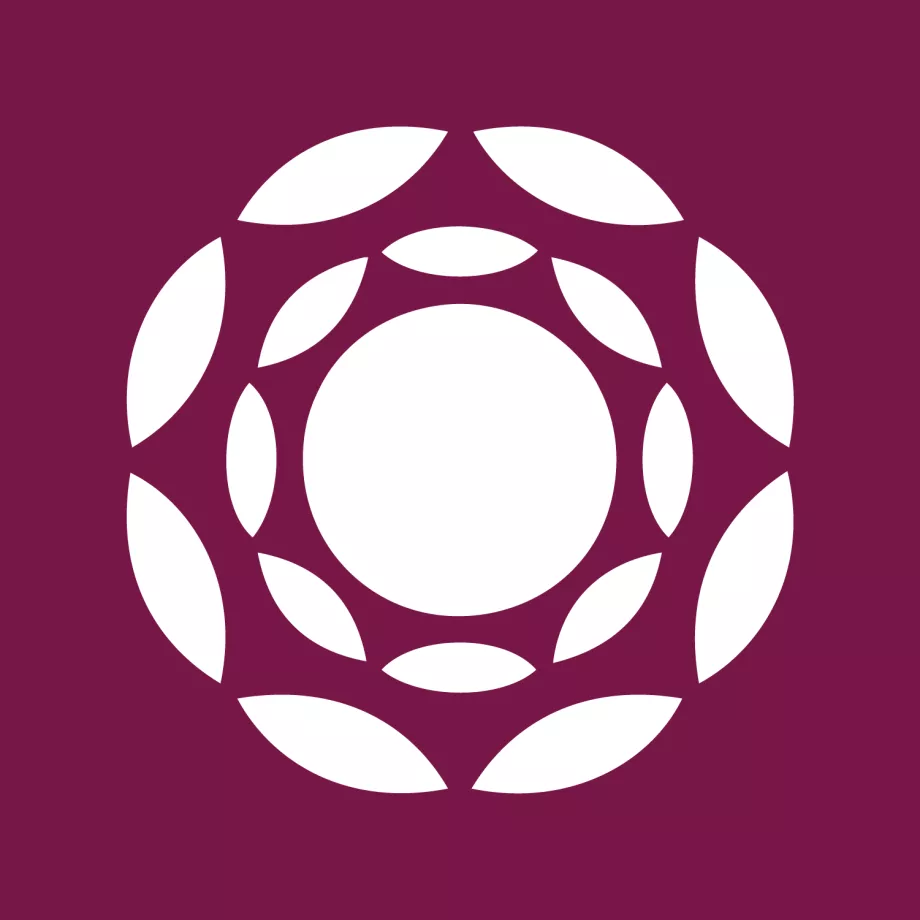 "Plaza Premium" logotipas