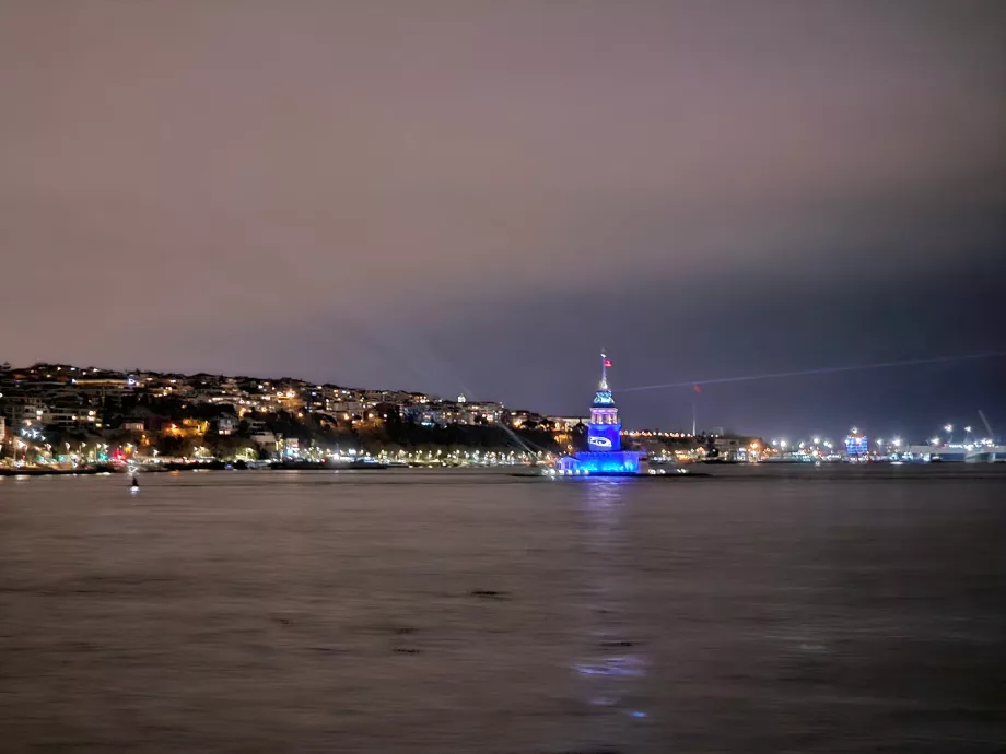 Naktinis kruizas keltu