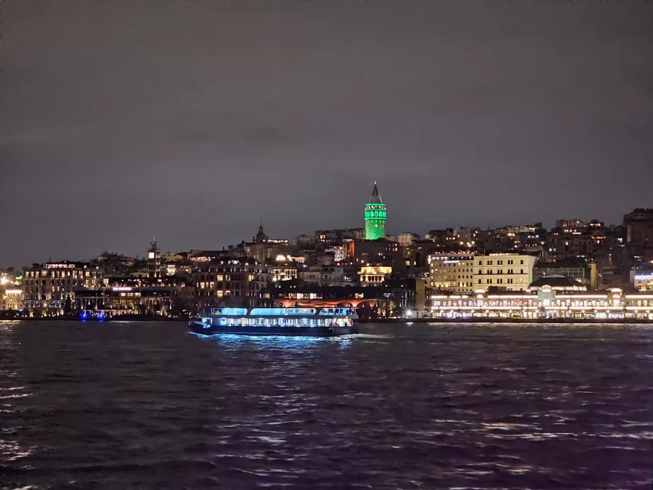 Naktinis kruizas keltu