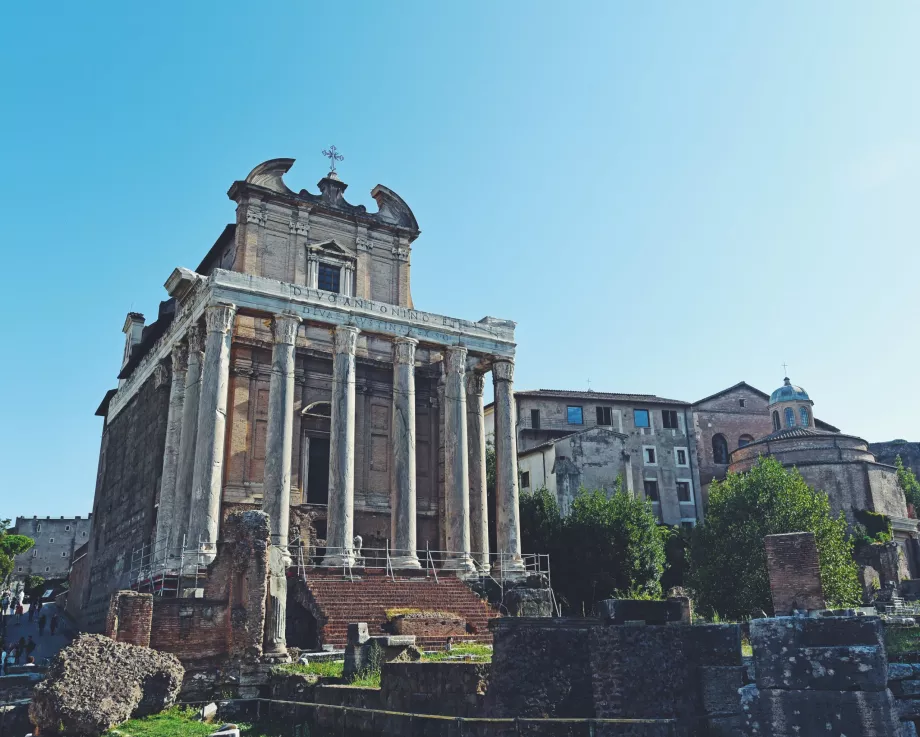 Antoninos ir Faustinos šventyklos