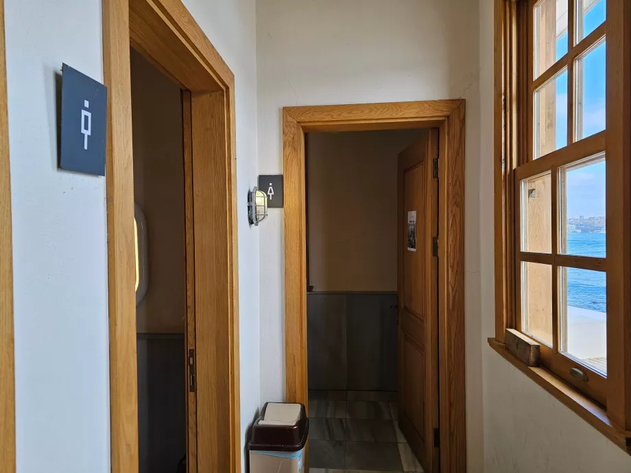 Nemokami viešieji tualetai Mergelės bokšte