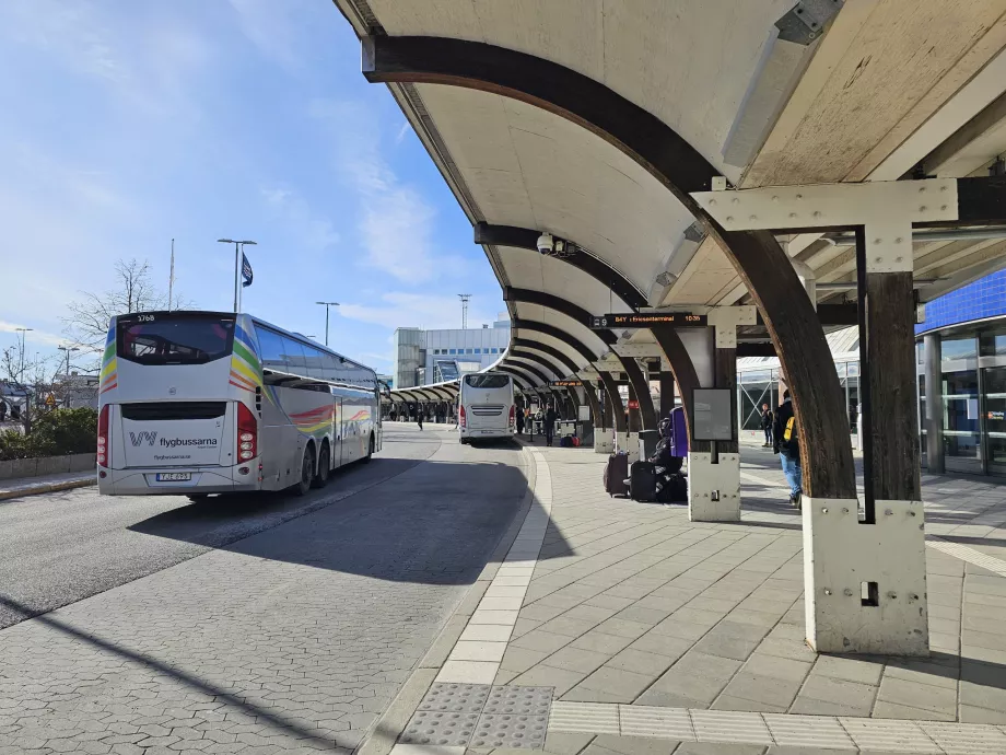Stotelės, tolimojo susisiekimo autobusai (Flygbussarna, Flixbus)