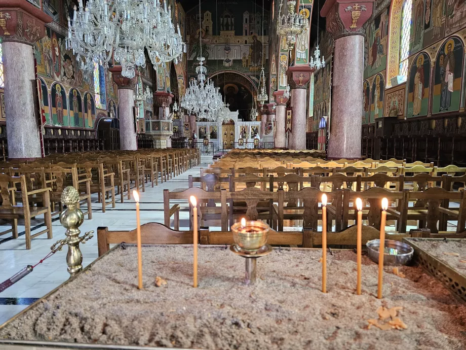 Evangelizmo bažnyčios interjeras