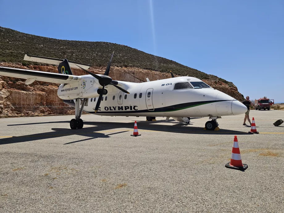 "Dash 8-100" Kateslorizo oro uoste