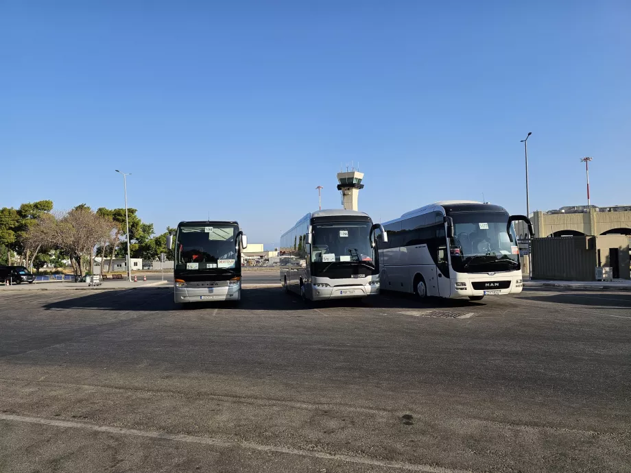 Turistinių autobusų stotelės