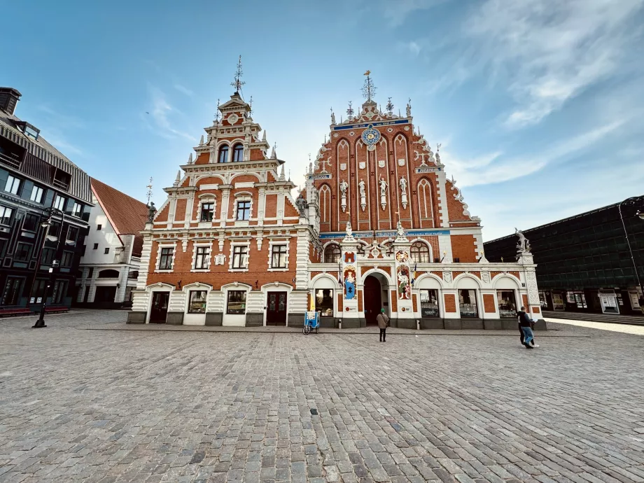 Juodagalvių namai