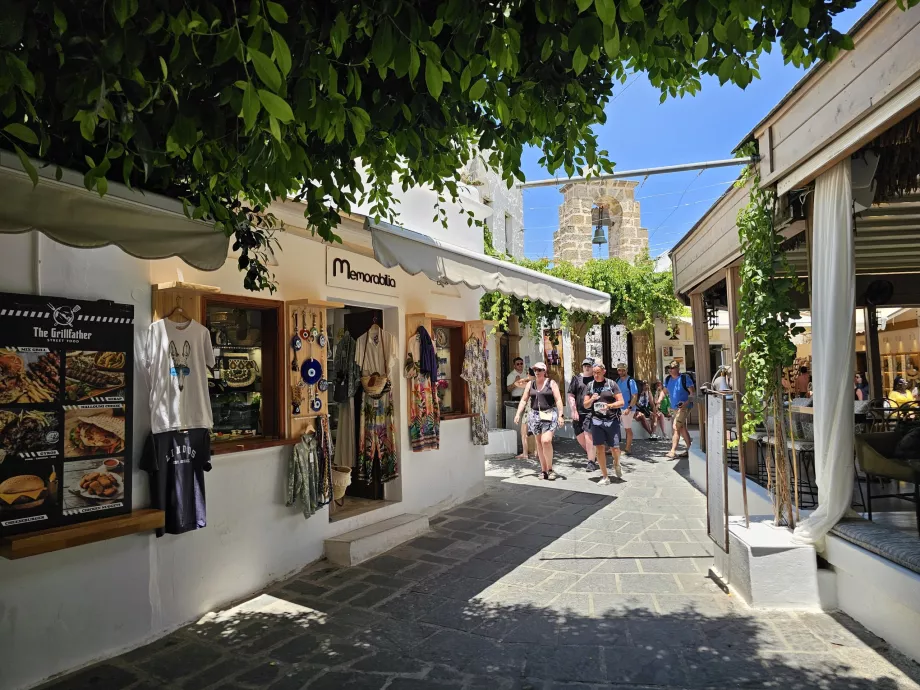Lindos parduotuvės