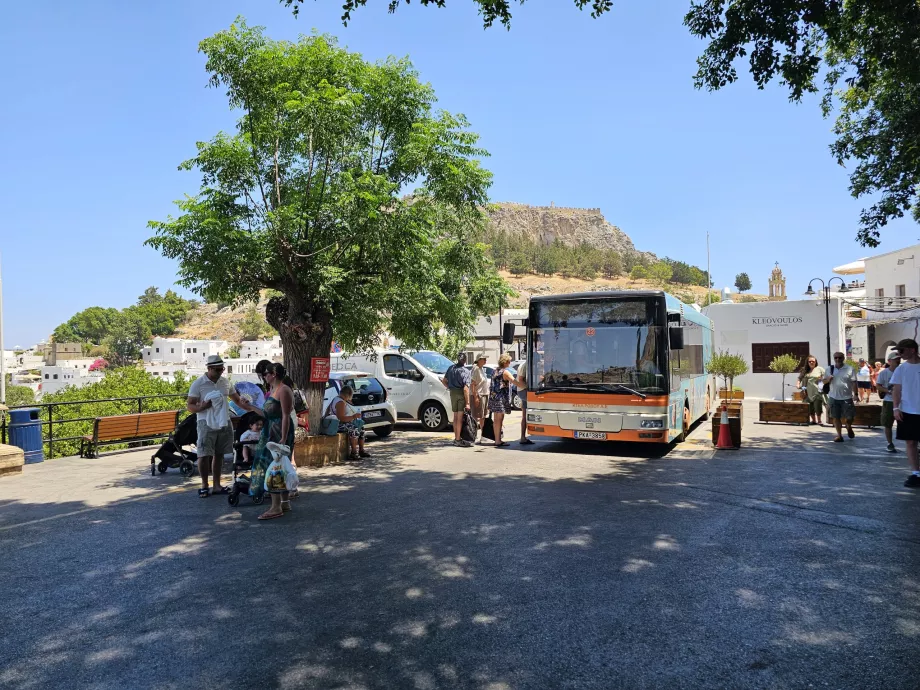 Pervežimas autobusu Lindosas