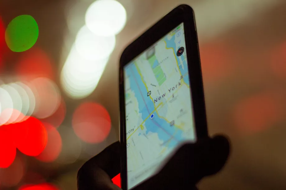 Internetas ir žemėlapiai jūsų mobiliajame telefone, kai esate užsienyje