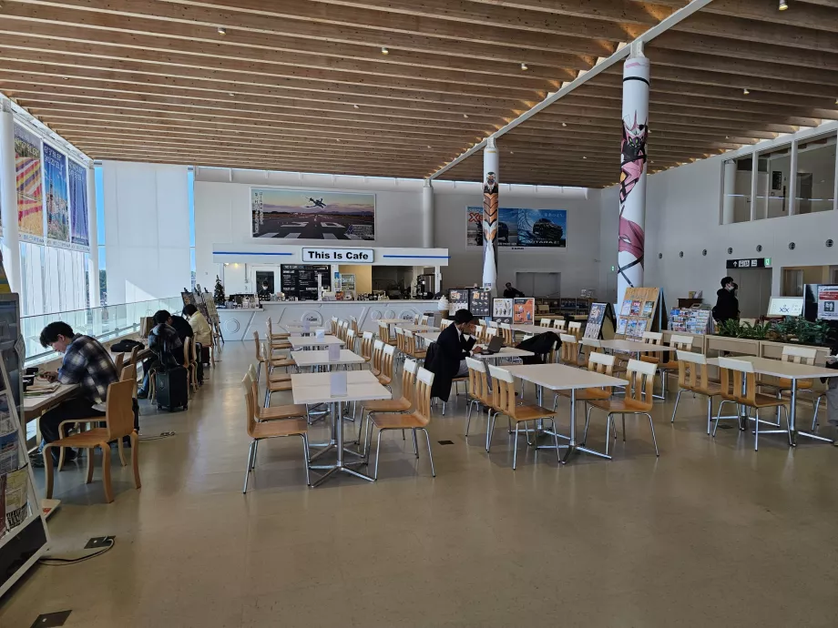 Kavinė, viešoji dalis