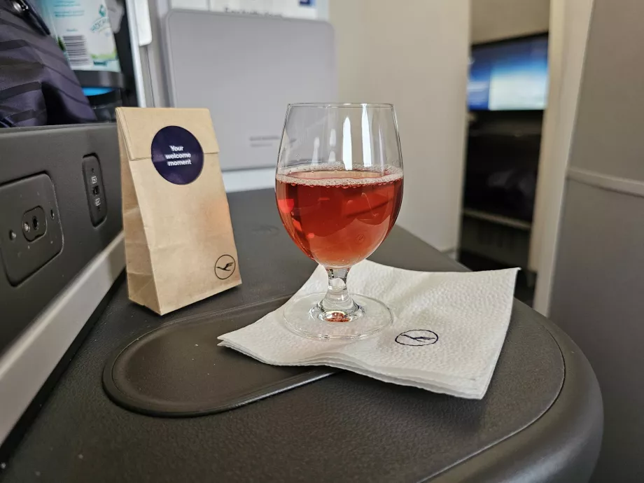 Sveikinimo gėrimas, Aviator kokteilis