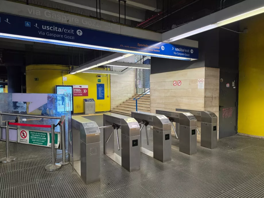 Išėjimas iš metro stoties