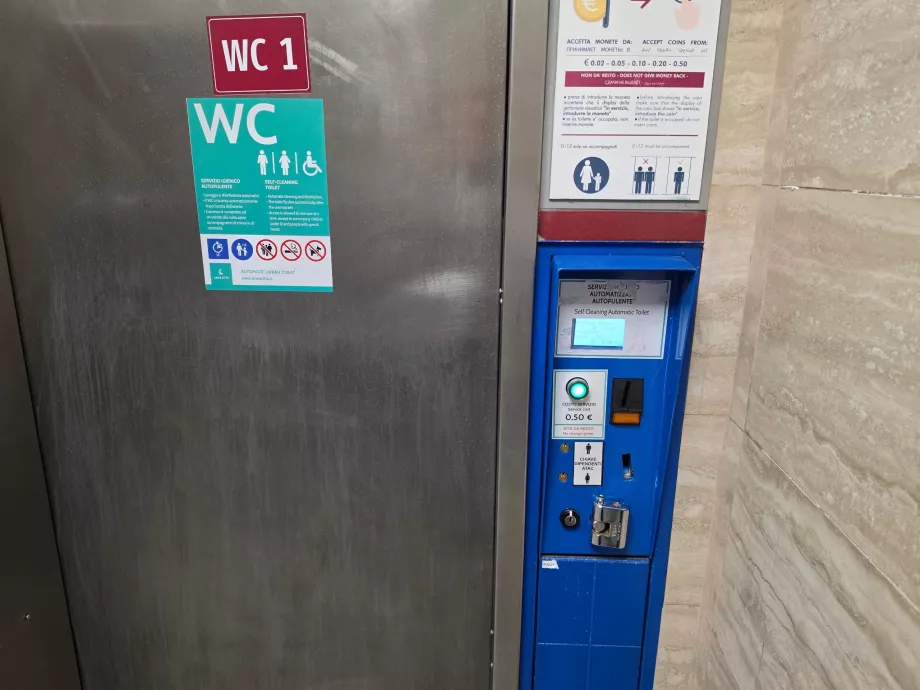 50 centų už tualetą metro