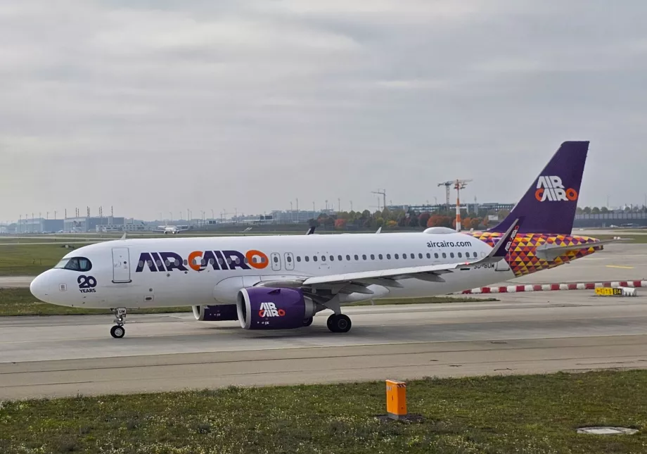 "Air Cairo", "Airbus A320", Miuncheno MUC