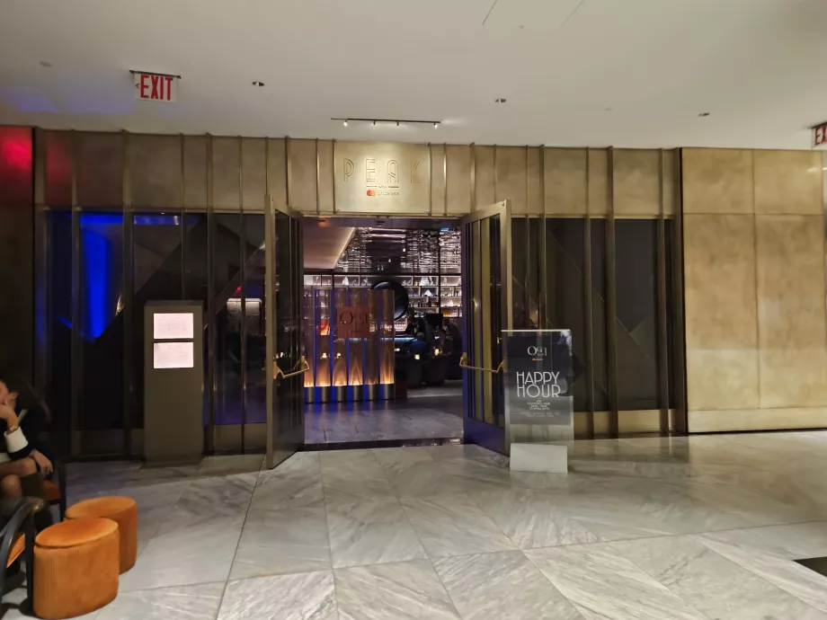 Įėjimas į "Peak" restoraną