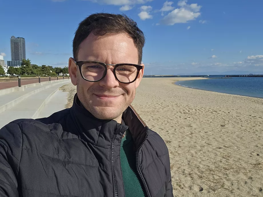 Aš Suma paplūdimyje žiemą