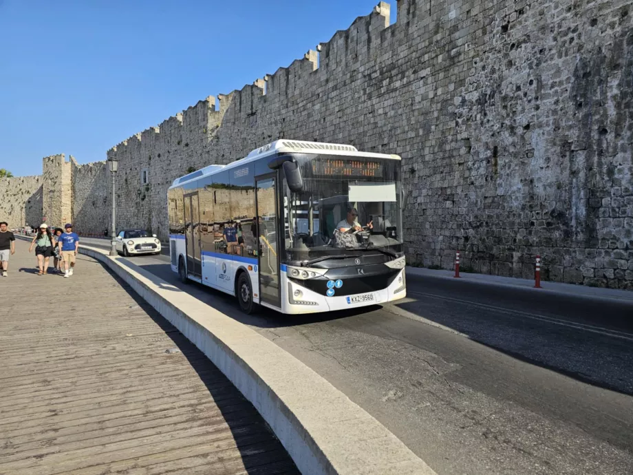 Miesto autobusas