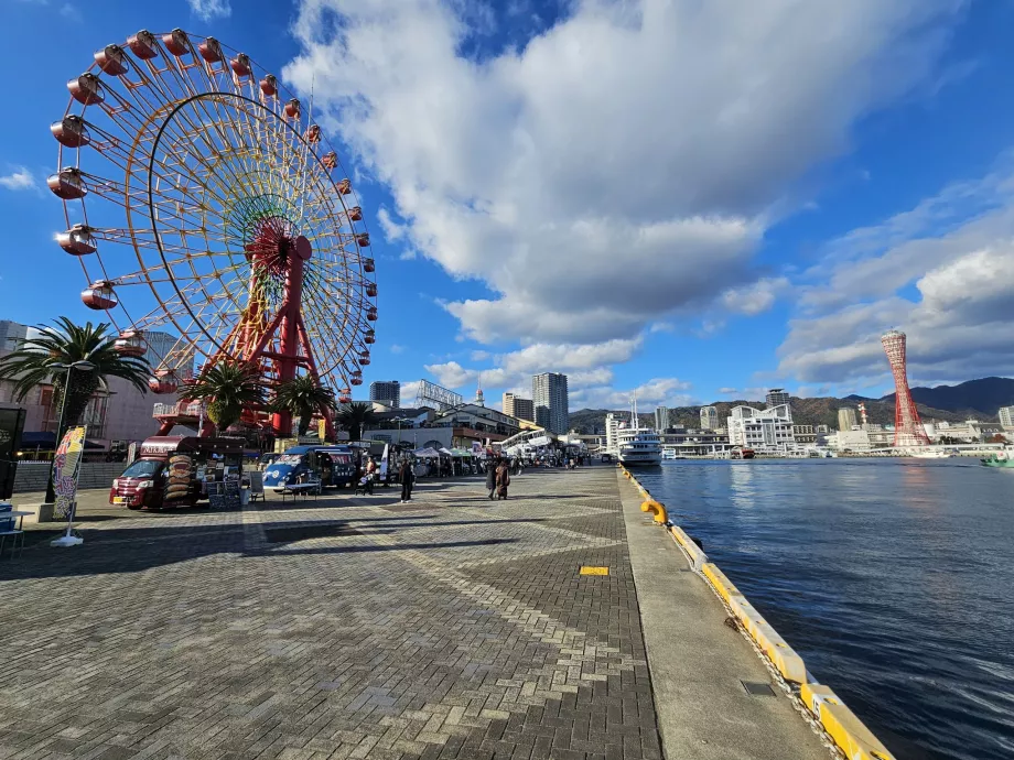 Harborlando promenada