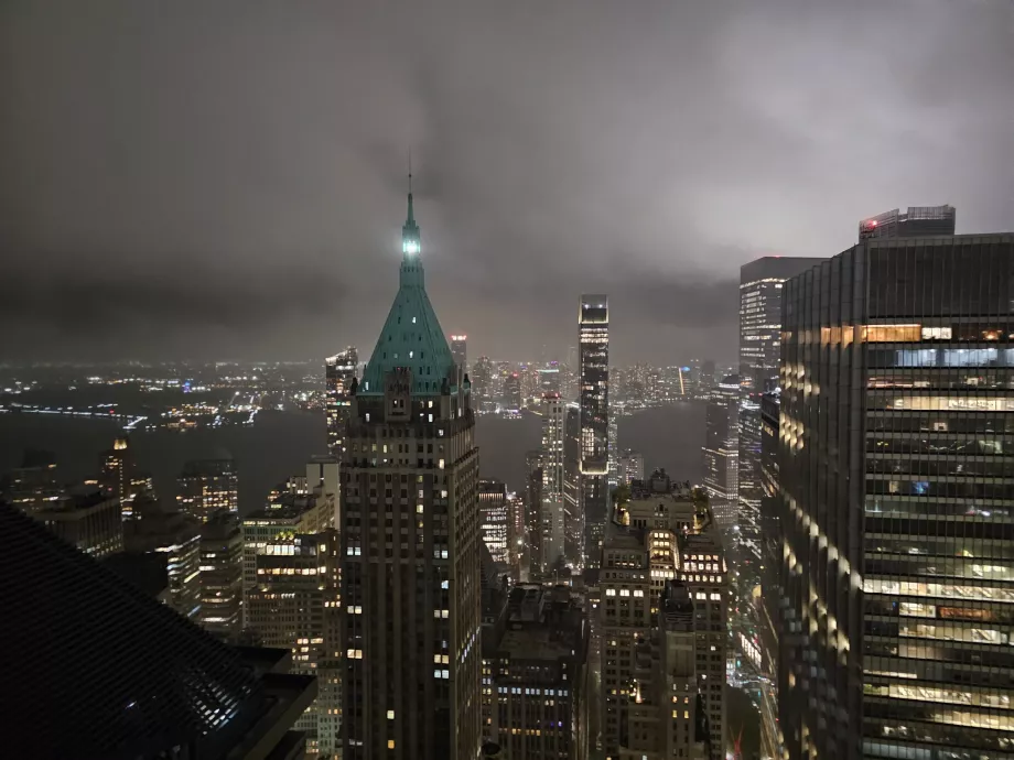 Vaizdas iš baro "Overstory