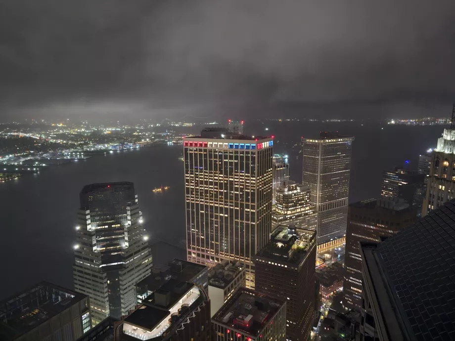 Vaizdas iš baro "Overstory