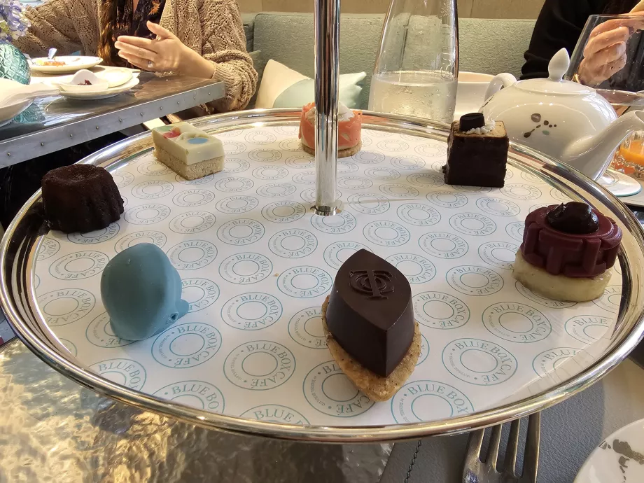 Mėlyna dėžutė, desertai