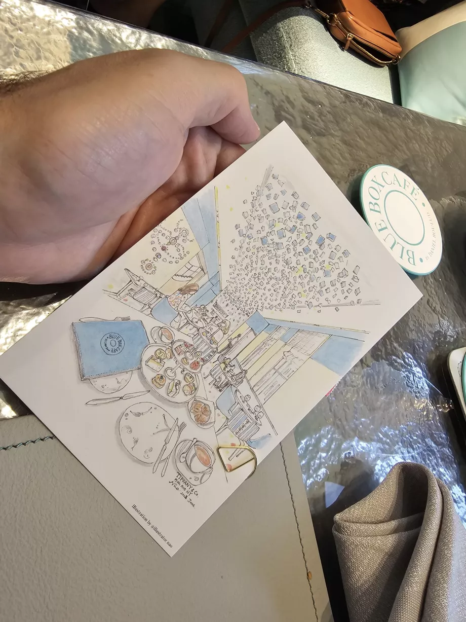 Mėlyna dėžutė, atvirukas