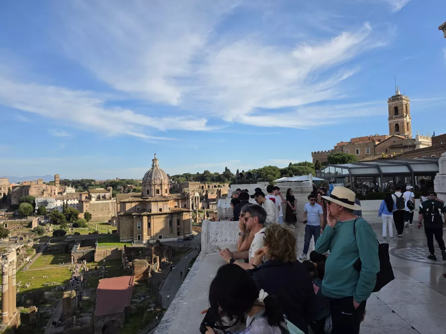 Altare della Patria, dalis nemokamai