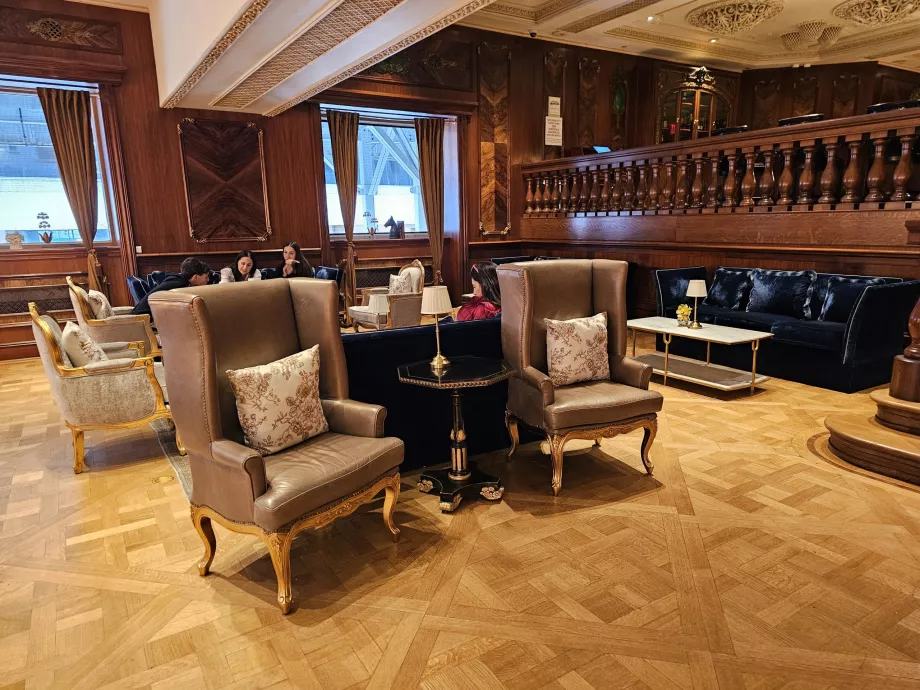 Viešbučio "Plaza" vestibiulis