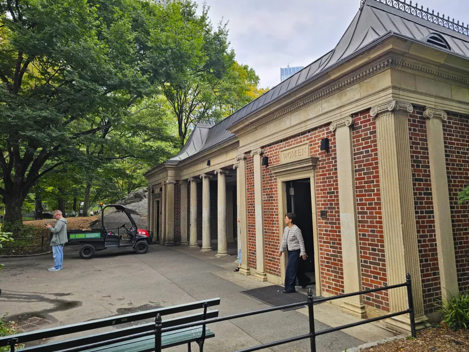 Viešieji tualetai Centriniame parke