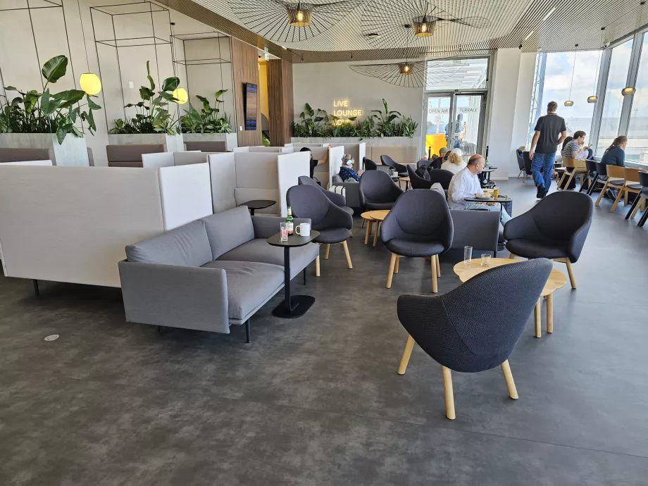 Bendra salono aplinka