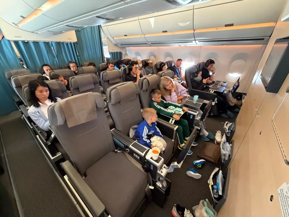 "Premium Economy" klasės salonas