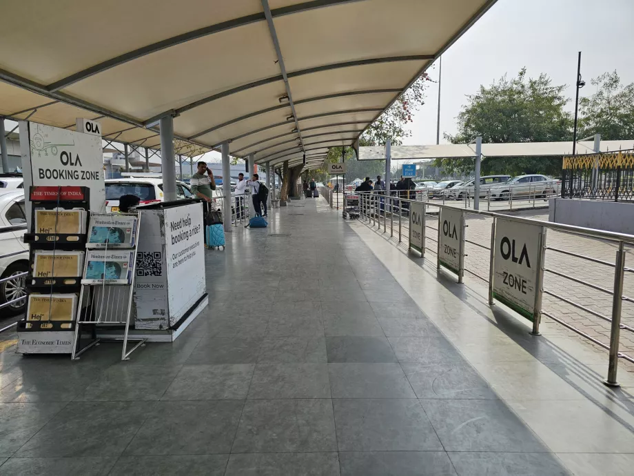 "Uber" ir "Ola" zona, 2 terminalas