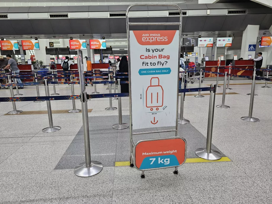 Rankinio bagažo šablonas, "Air India Express