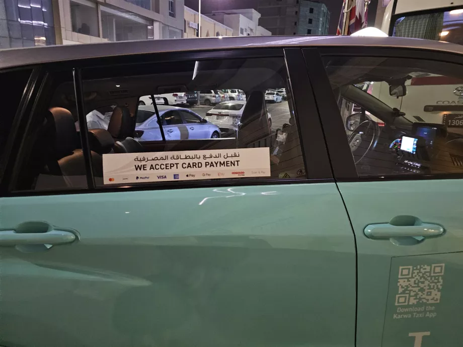 Galimybė atsiskaityti kortele taksi automobilyje