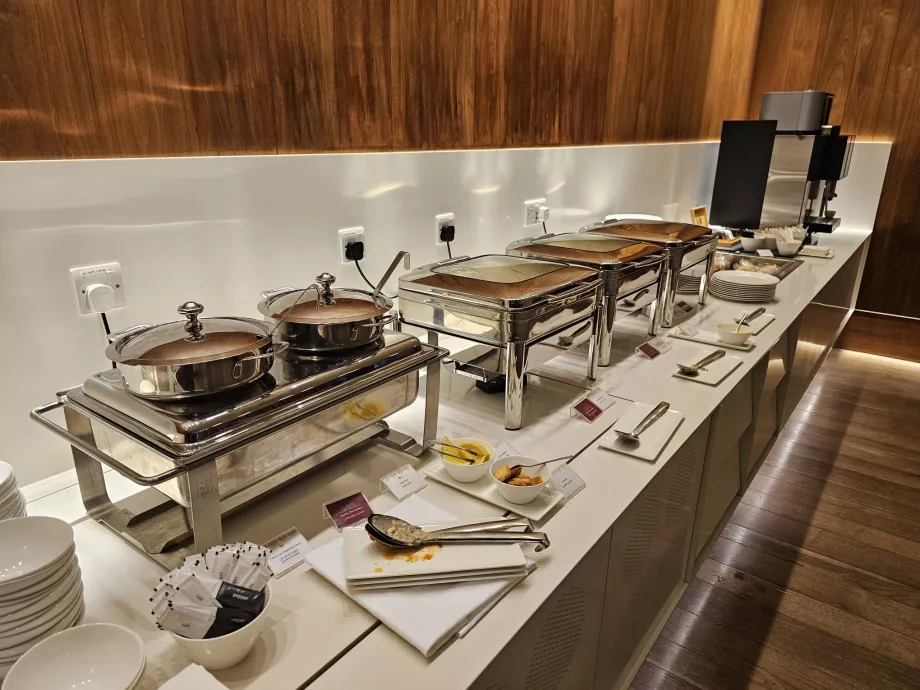 Karšto maisto prekystalis