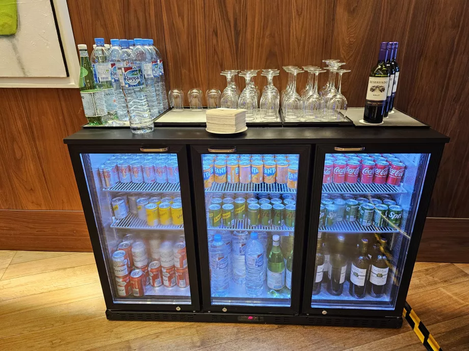 Nealkoholiniai gėrimai ir vynas