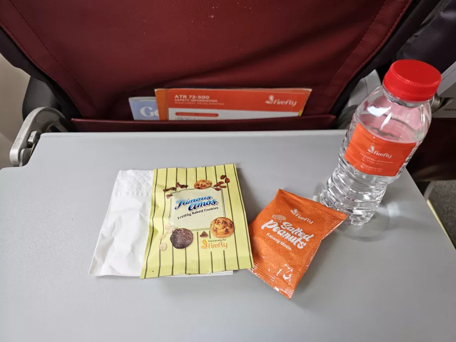 Nemokami užkandžiai skrydžio metu