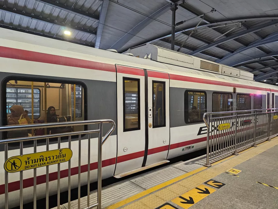 Metro platforma Bankoko centre