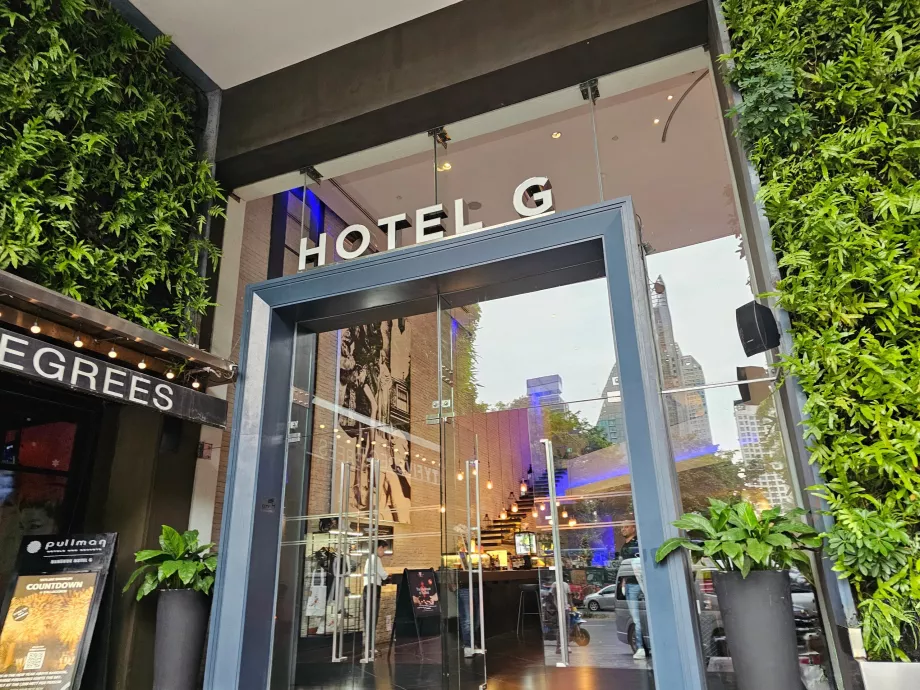 Įėjimas į viešbutį