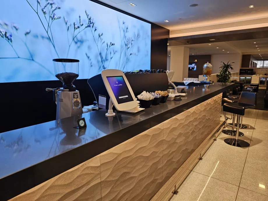 ANZ Lounge, kavos aparatas